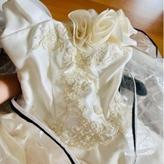 ウェディングドレスの画像