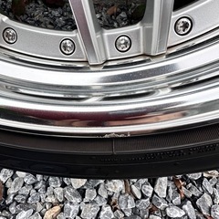 車のパーツ タイヤ、ホイール