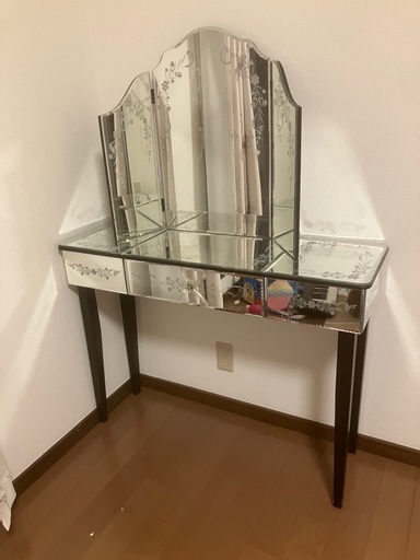 馬印　MAJI series(マジシリーズ)両面脚付　スチールホワイト　予定表/無地ホワイトボード　W1896×D610×H1840mm　MV36TDYN 馬印 MAJI(マジ)シリーズ両面脚付ホーローホワイトボード 暗線入&frasl;無地