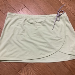 未使用品！　ユニクロ　UネックTシャツ　ドライストレッチ　ランニングスカート　レディースの画像