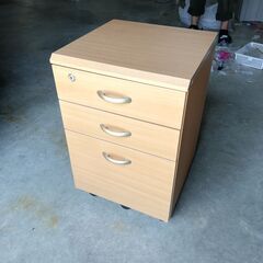 デスクワゴン　880円で販売（189）