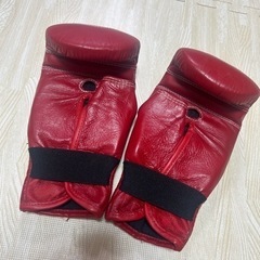 美品！ボクシング　M グローブの画像