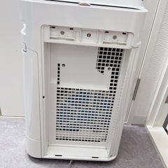 シャープ　空気清浄機　KC-F40-Wの画像