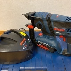 ボッシュ、バッテリーハンマードリル36v‼超美品 ️               　コスパ品　　　　の画像