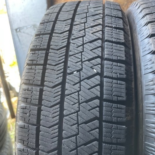 バリ山　BRIDGESTONE ブリヂストン　ブリジストン　VRX2 165/55R15 スタッドレス　タイヤ　2018年製　15イン