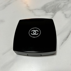 CHANEL アイシャドウの画像