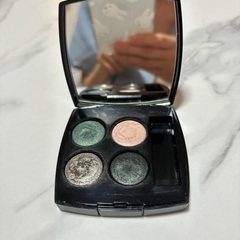 CHANEL アイシャドウの画像