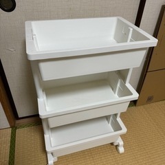 収納ワゴン　キャスター付き