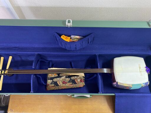 【糸島市内 送料無料】 美品　三味線　紫檀　＃48173-4-008