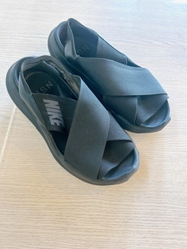 処分価格！ナイキ　NIKE サンダル 22cm