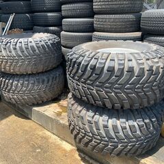 MICKEY THOMPSON（ミッキートンプソン）の中古オフロード用タイヤとホイール４本セット