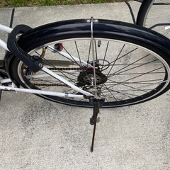 自転車 クロスバイクの画像