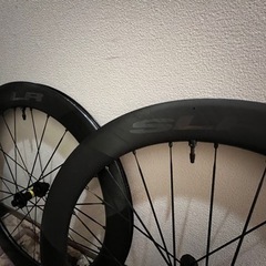 MAVIC COSMIC SLR 65 DISC 前後　チューブレスタイヤ付きの画像