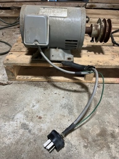 東芝 三相200V 3phase induction motor