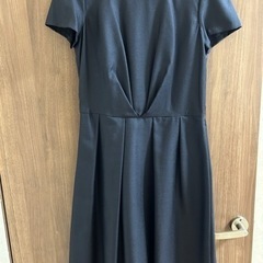 フォールワンピース　ネイビー　半袖の画像