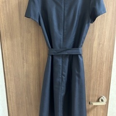 フォールワンピース　ネイビー　半袖の画像
