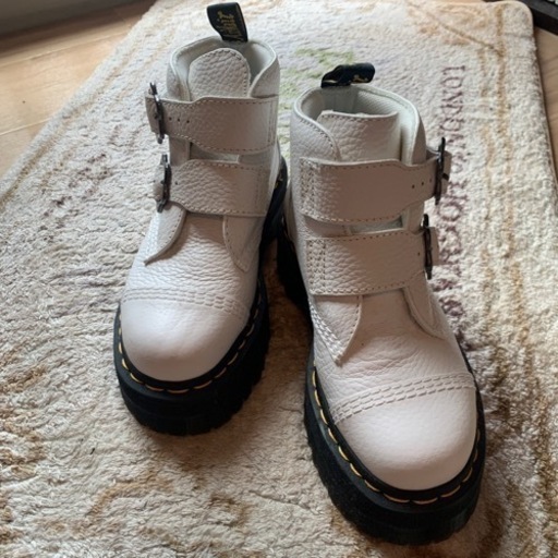 超美品　ドクターマーチン  厚底ブーツ 　Dr.Martin