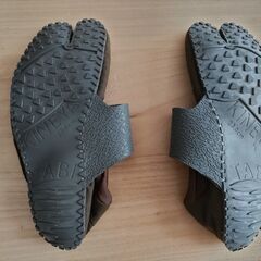 【ランニング足袋 - Toe-Bi -  (トゥ－ビ）】Khaki & Brown (23.0cm) の画像