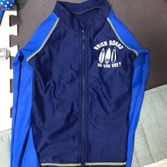 ラッシュガード