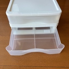 100均　収納ケース、ケーブルカバーの画像