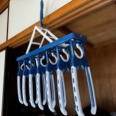 生活雑貨 洗濯用品 ７連結ハンガーの画像