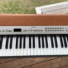 　電子ピアノの画像