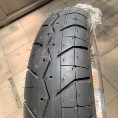 130/90-18  バイク用タイヤ　　2022 未使用
の画像