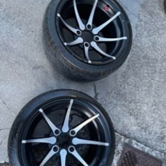 車のパーツ タイヤ、ホイール