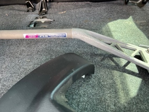 スバル GDB タワーバー前後 STI