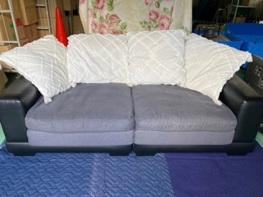 ニトリ　キングダム  3人掛けソファ