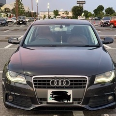 アウディA4 セダン　1.8TFSI 状態良好 平成22年