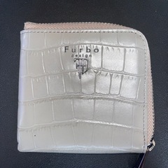 定価12000円　furbo財布