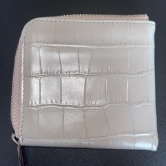 定価12000円　furbo財布の画像