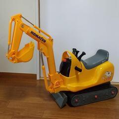 【決まりました】ショベルカー 乗用玩具 コマツPC01