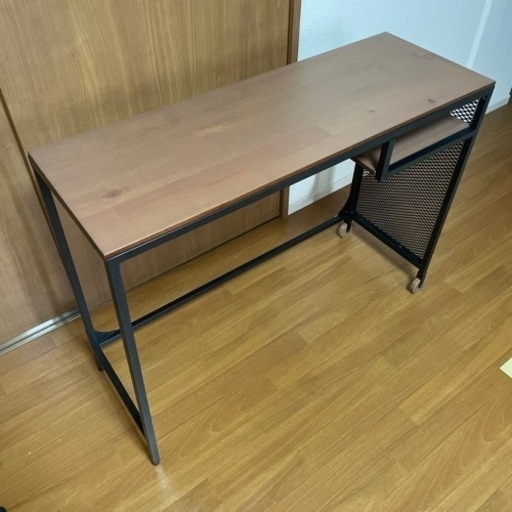 サイドテーブルIKEA （定価9990円）