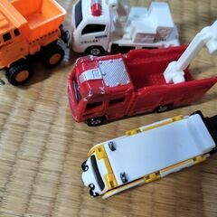【無料/取引中】はたらく車（トミカ有り）の画像