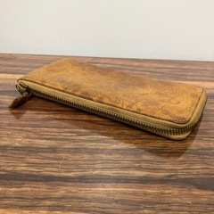 N2406-467 長財布 カービングレザー 猫 ラウンドジップ...