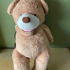 大きなクマのぬいぐるみの画像