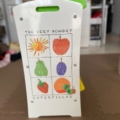 【取引中】はらぺこあおむしのおもちゃ棚の画像