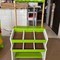 【取引中】はらぺこあおむしのおもちゃ棚の画像