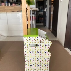 【取引中】はらぺこあおむしのおもちゃ棚の画像