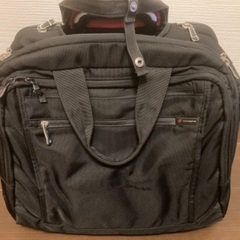 キャリーケース　二輪