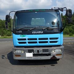 教習車　大型一種　ギガ