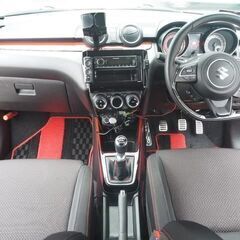 　☆ご成約☆＼誰でも車が買える次世代自社ローン専門店／ 安心の１年保証付き 距離無制限！中古車販売 カーメル福島本店　令和３年　スズキ スイフト　ベースグレード　52000ｋｍの画像