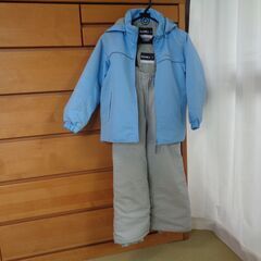【スキーウェア キッズ用 上下セット IGNIO 130cm】の画像
