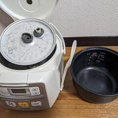 【決定済】炊飯器 タイガー JAI-H550 3合 2013年製 非対面でのお渡しの画像