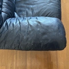 【世田谷まで引取に来られる方】大塚家具　三人がけ本革ソファの画像
