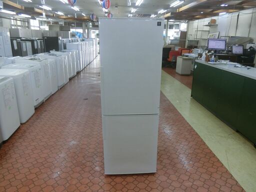 ID 192539　冷蔵庫2ドア　271L　シャープ　２０１８年　SJ-PD27D-W