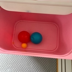 IKEAイケア収納棚の画像