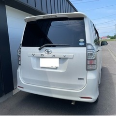 決まりました。H22 VOXY ZS 車検1年ありの画像